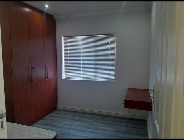 1 bed property to rent in RAVENSMEAD